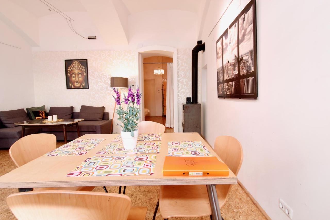 Apartment Laer Hundertwasserhaus Vienna Exterior photo